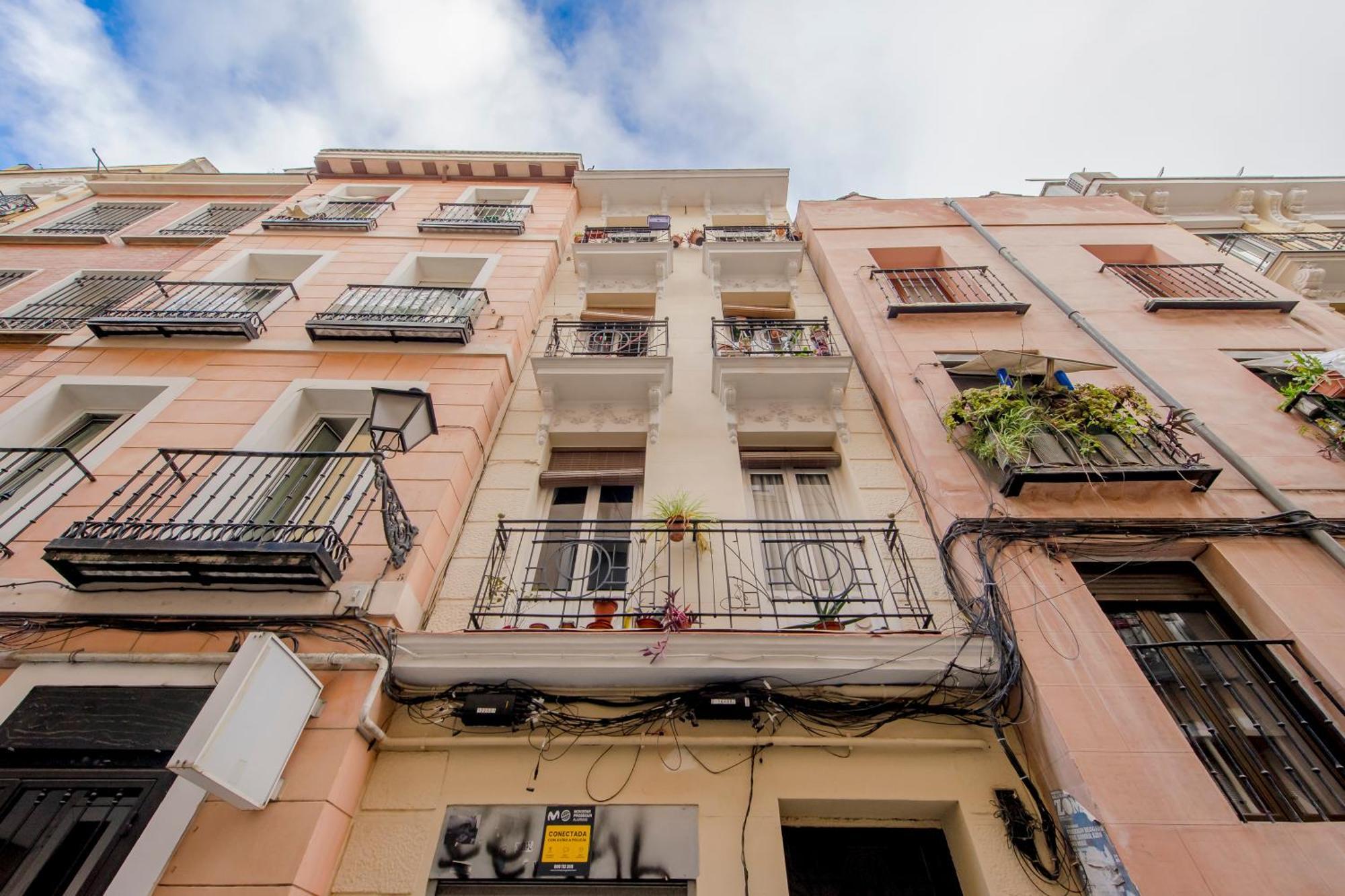 Nuevo Apt Para 7 Pax En Malasana - Gran Via E1 Apartment Madrid Luaran gambar