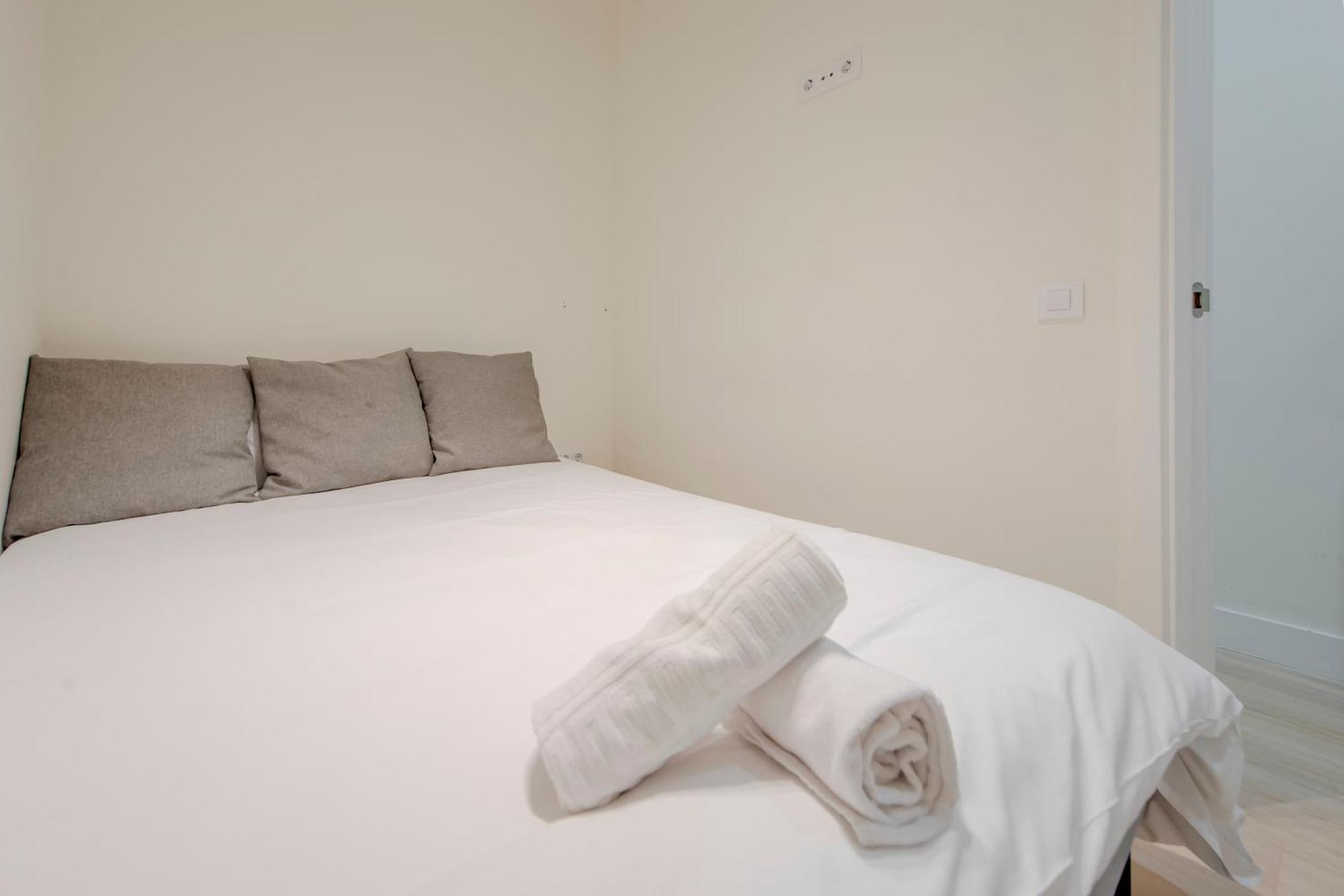 Nuevo Apt Para 7 Pax En Malasana - Gran Via E1 Apartment Madrid Luaran gambar