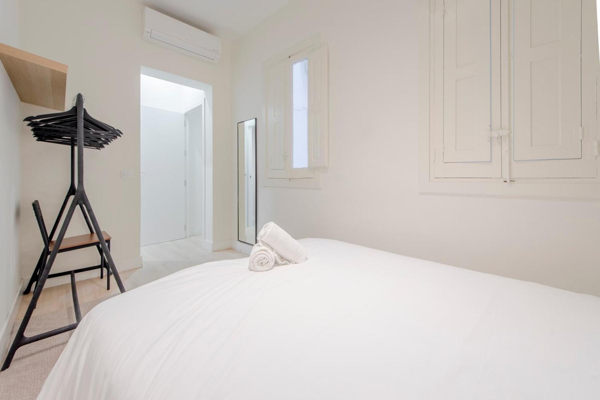 Nuevo Apt Para 7 Pax En Malasana - Gran Via E1 Apartment Madrid Luaran gambar